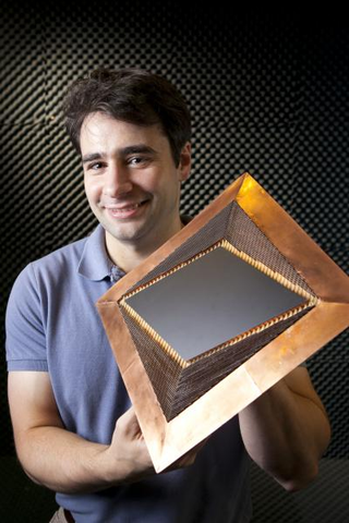Illustration for article titled Scientists call their discovery a 'perfect' invisibility cloak